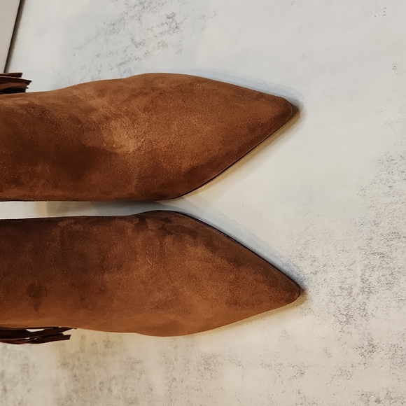 NIB Veronica Beard Nyomi Fringed Suede Heeled Booties - Picture 5 of 8